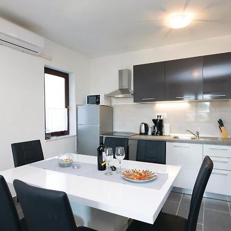 Apartments Devic Sukošan 外观 照片
